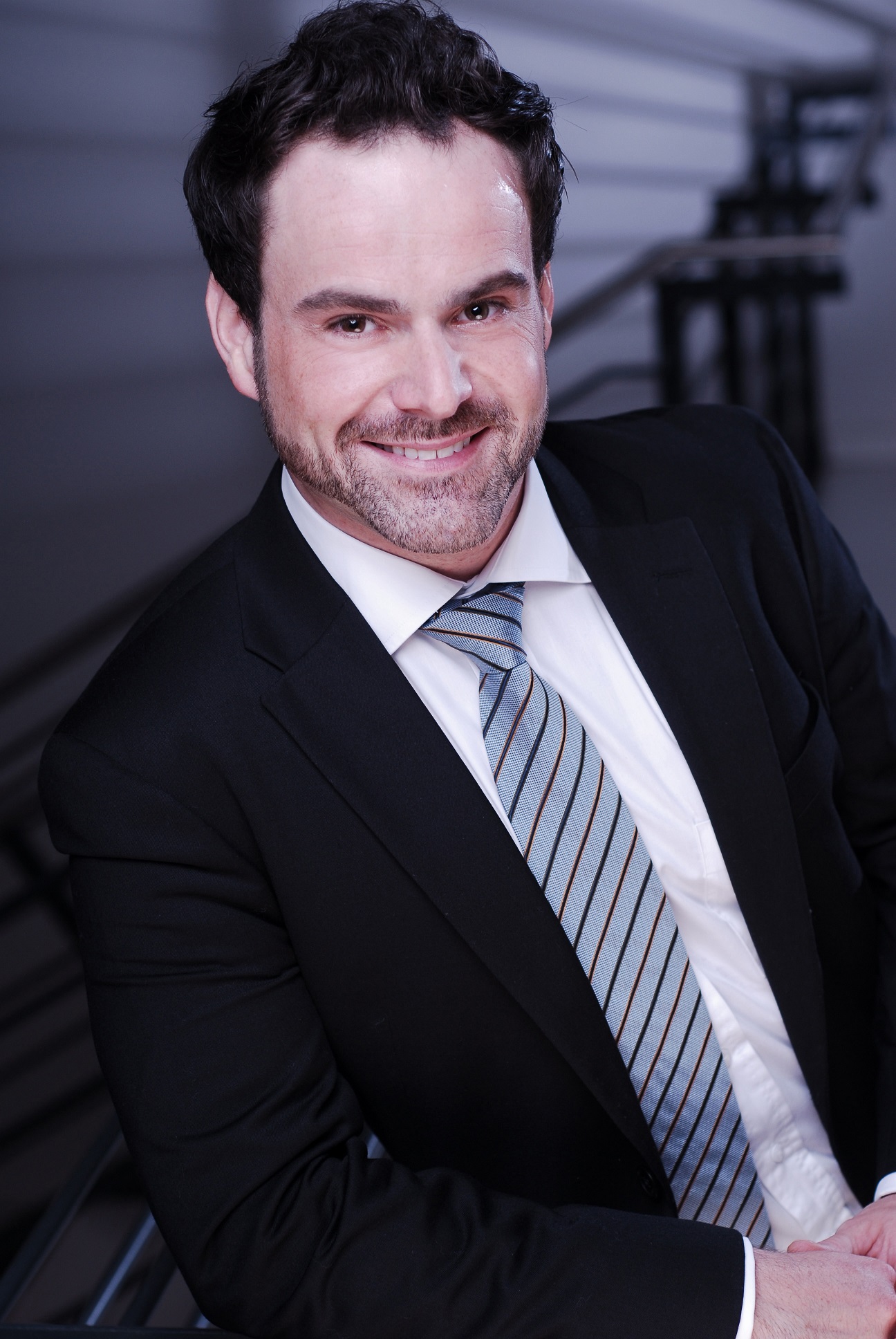 Dr. iur. Timo Faltus Dr. iur. Timo Faltus
