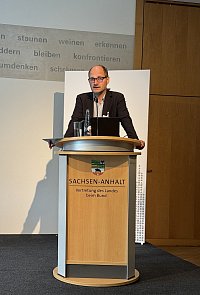 Dr. Holger Kolb, SVR Integration Migration